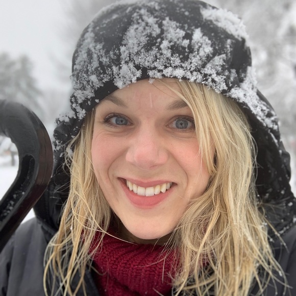 Meet your Posher, Lauren - Picture 4 of 4